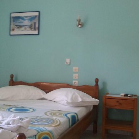 Poros House Hotel ภายนอก รูปภาพ