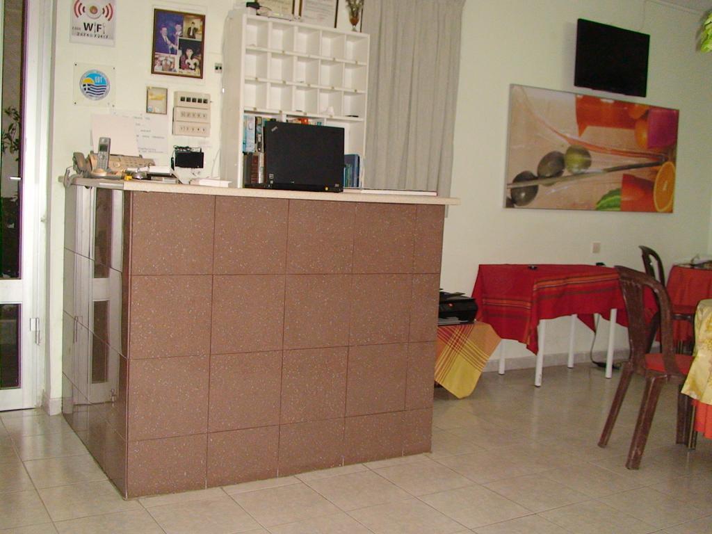 Poros House Hotel ภายนอก รูปภาพ