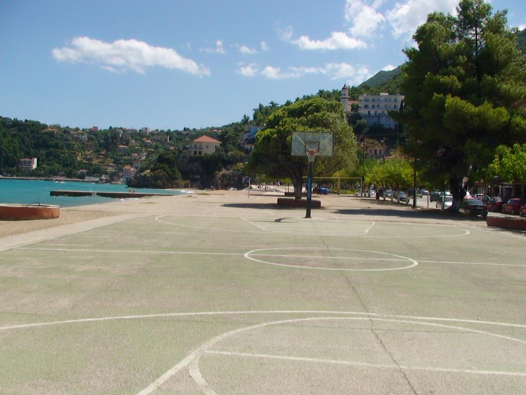 Poros House Hotel ภายนอก รูปภาพ