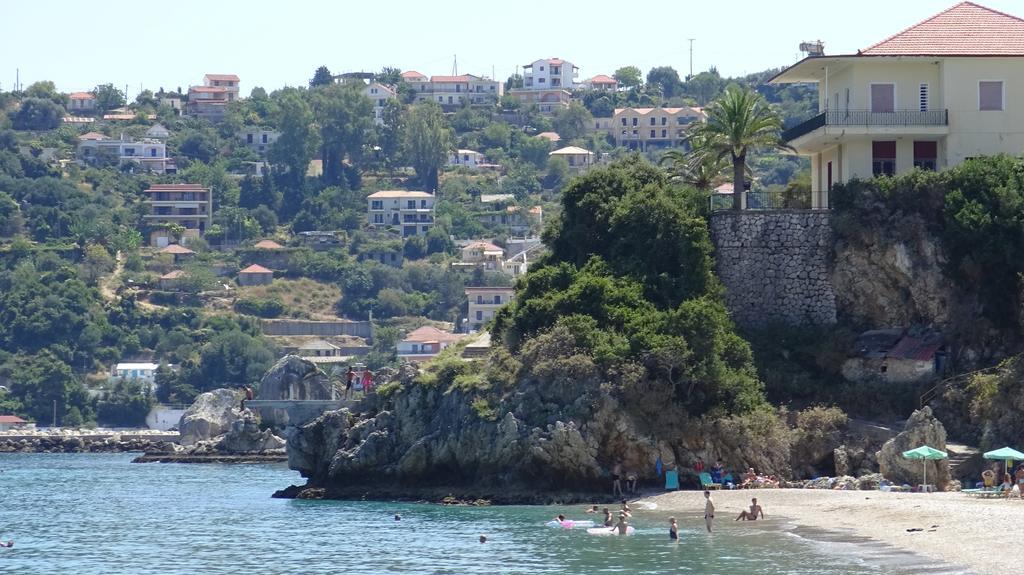 Poros House Hotel ภายนอก รูปภาพ