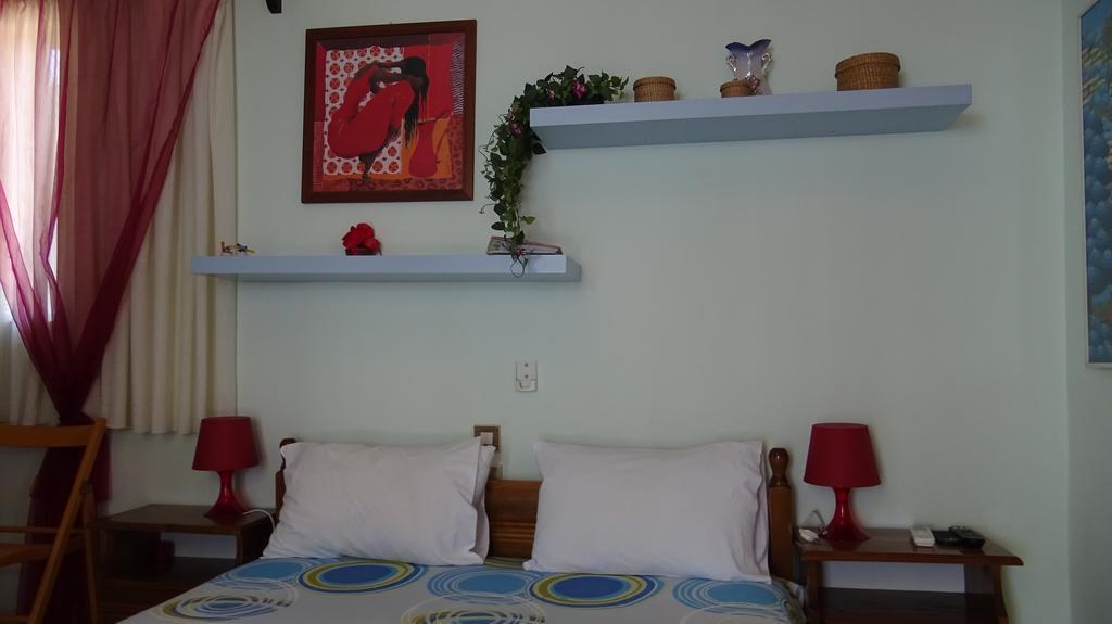Poros House Hotel ภายนอก รูปภาพ