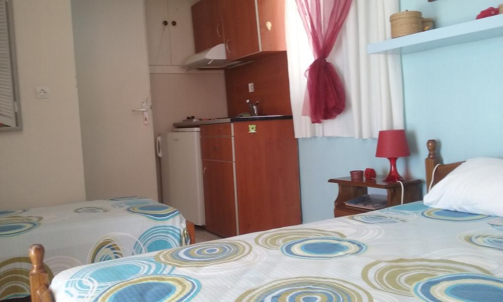 Poros House Hotel ภายนอก รูปภาพ