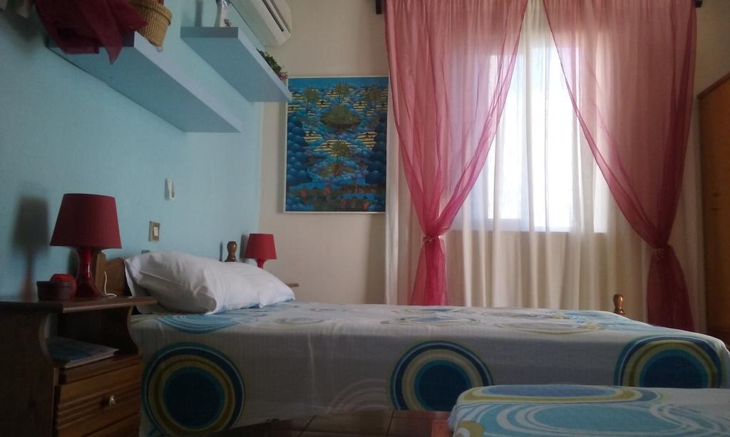 Poros House Hotel ภายนอก รูปภาพ