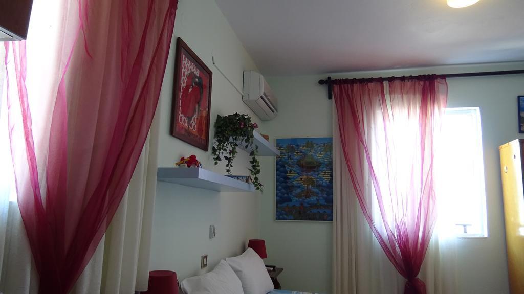 Poros House Hotel ภายนอก รูปภาพ