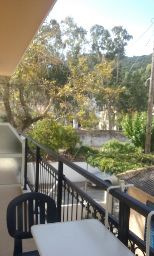 Poros House Hotel ภายนอก รูปภาพ